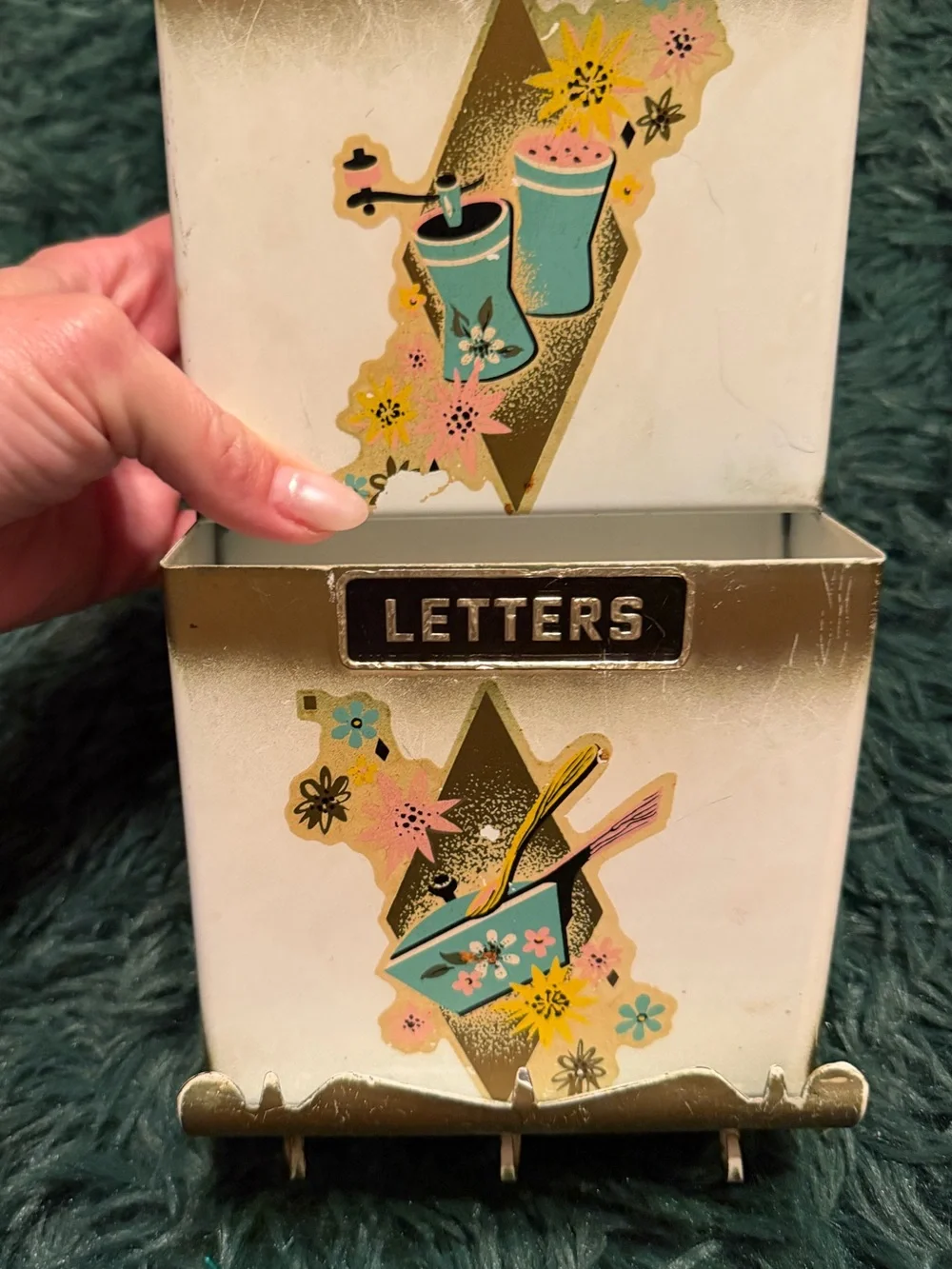 Vintage Floral Letter & Memo Wall Organizer - Gold Accents